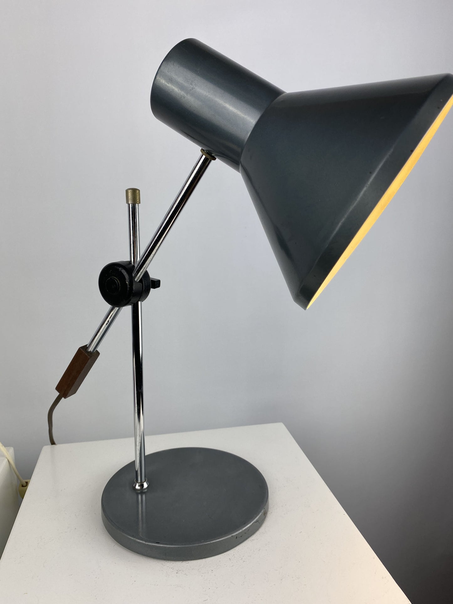 Grey/blue Anvia desk lights designed by J. Hoogervorst in 1960