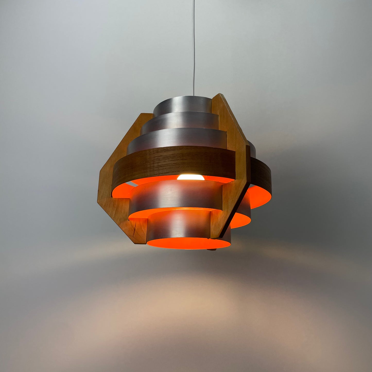 Danish pendant light
Hans Agne Jakobsson
1970s
Vintage lighting
Wood and aluminum
Mid-century design
Scandinavian design
Orange interior
Japanese style