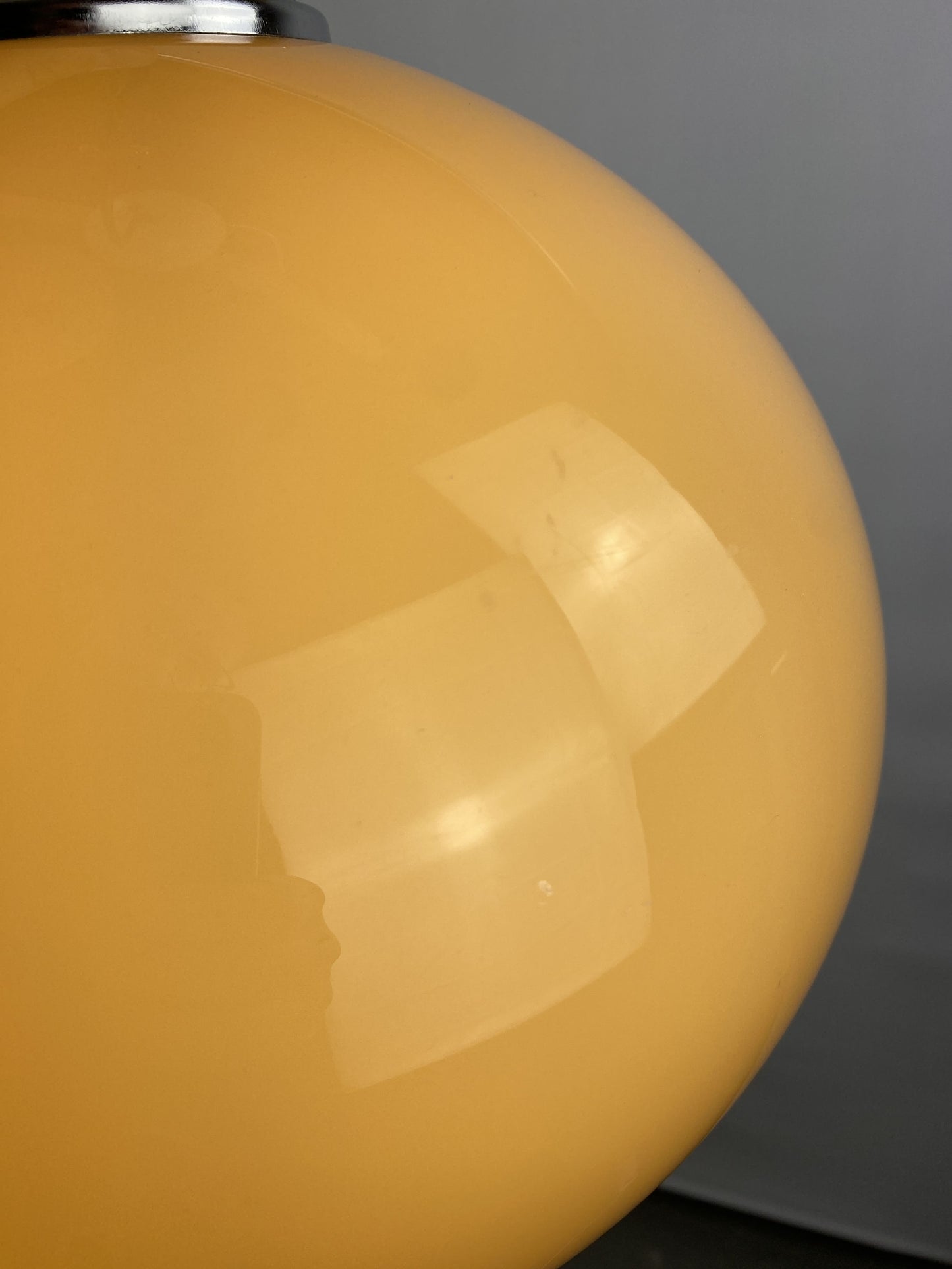 Brown BUD pendant lamp designed by Harvey Guzzini for Meblo