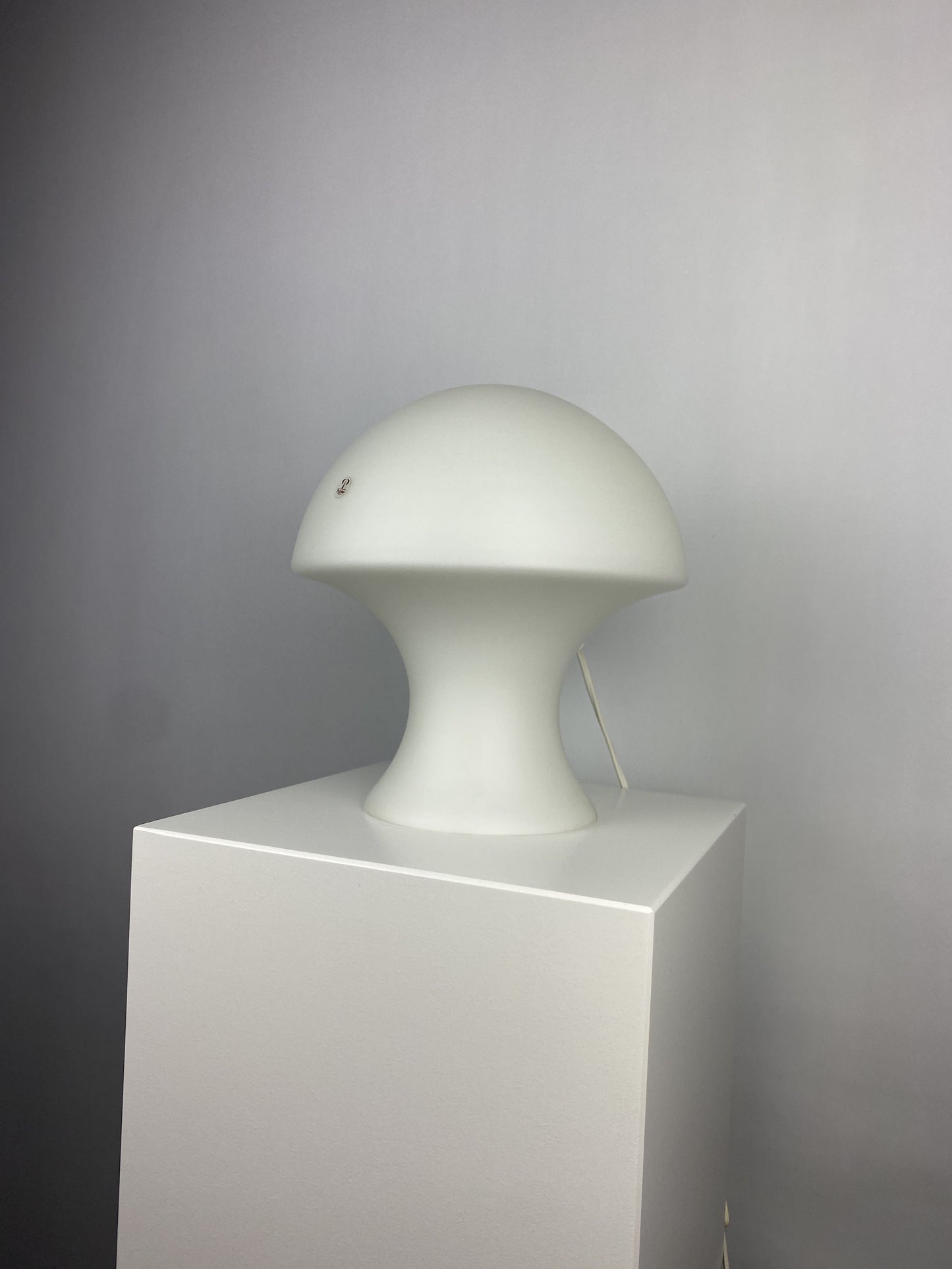 Rare white milk glass Peill and Putzler mushroom table lamp 1970