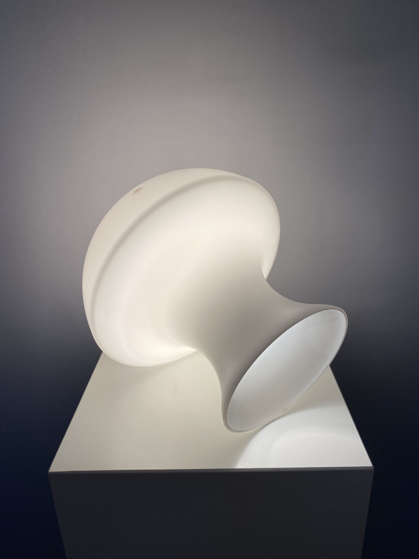 Rare white milk glass Peill and Putzler mushroom table lamp 1970