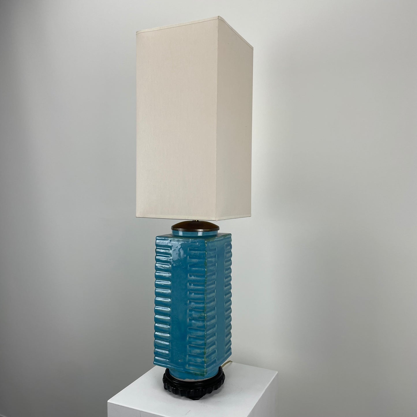 Chinese Cong ceramic table lamp from the early 20th century