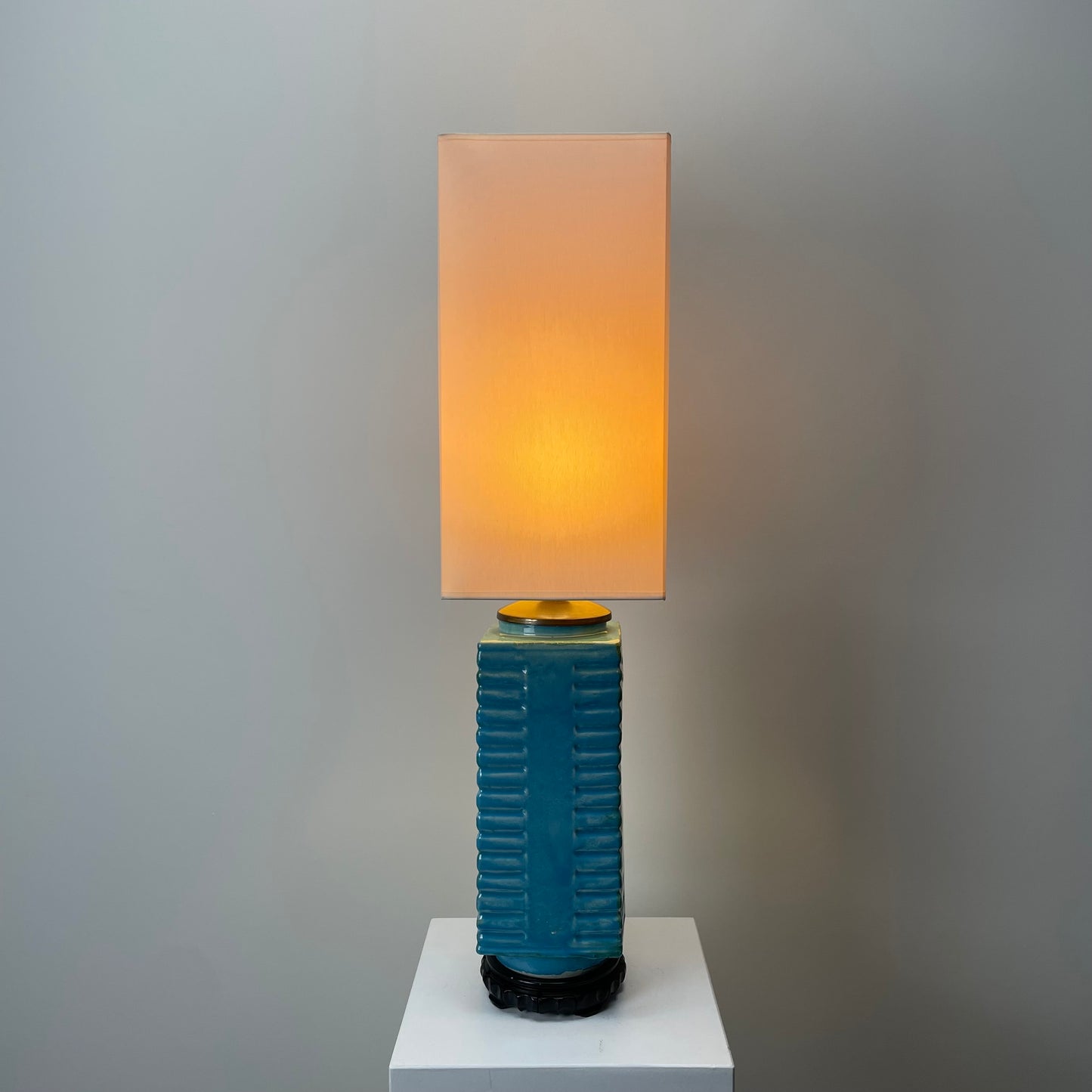 Chinese Cong ceramic table lamp from the early 20th century