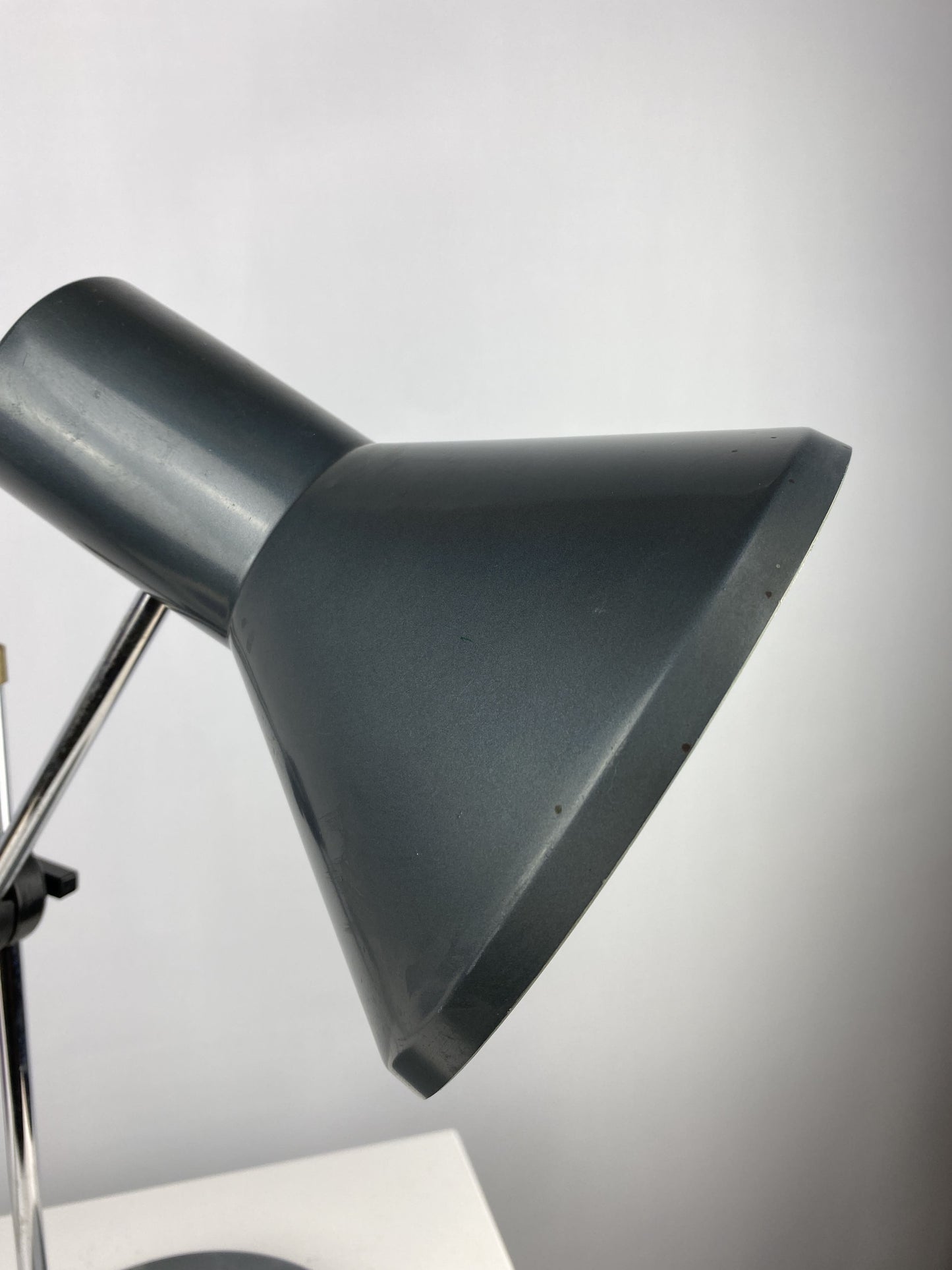 Grey/blue Anvia desk lights designed by J. Hoogervorst in 1960