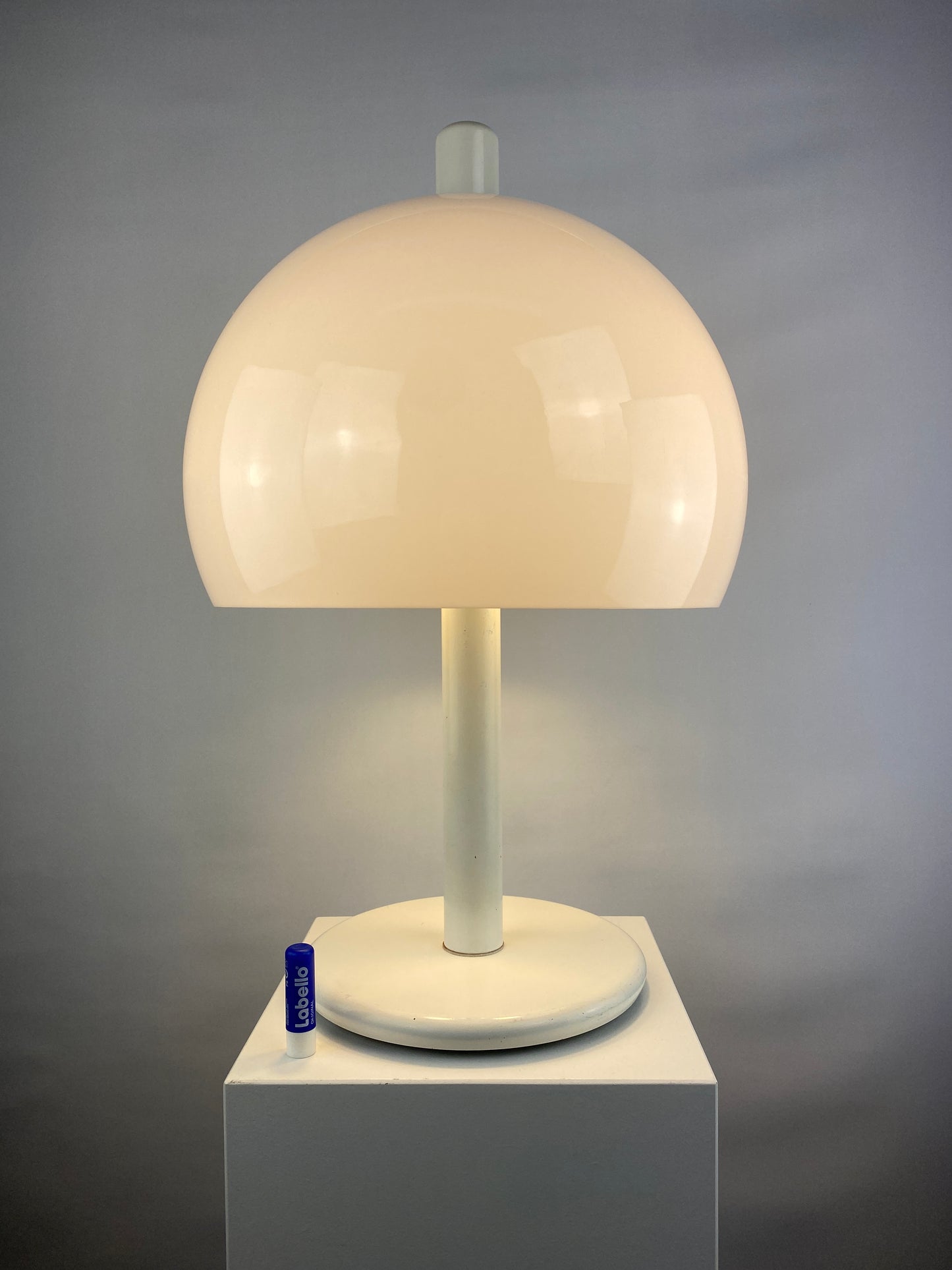 Large mid-century fully white acrylic mushroom table lamp XL, 1970