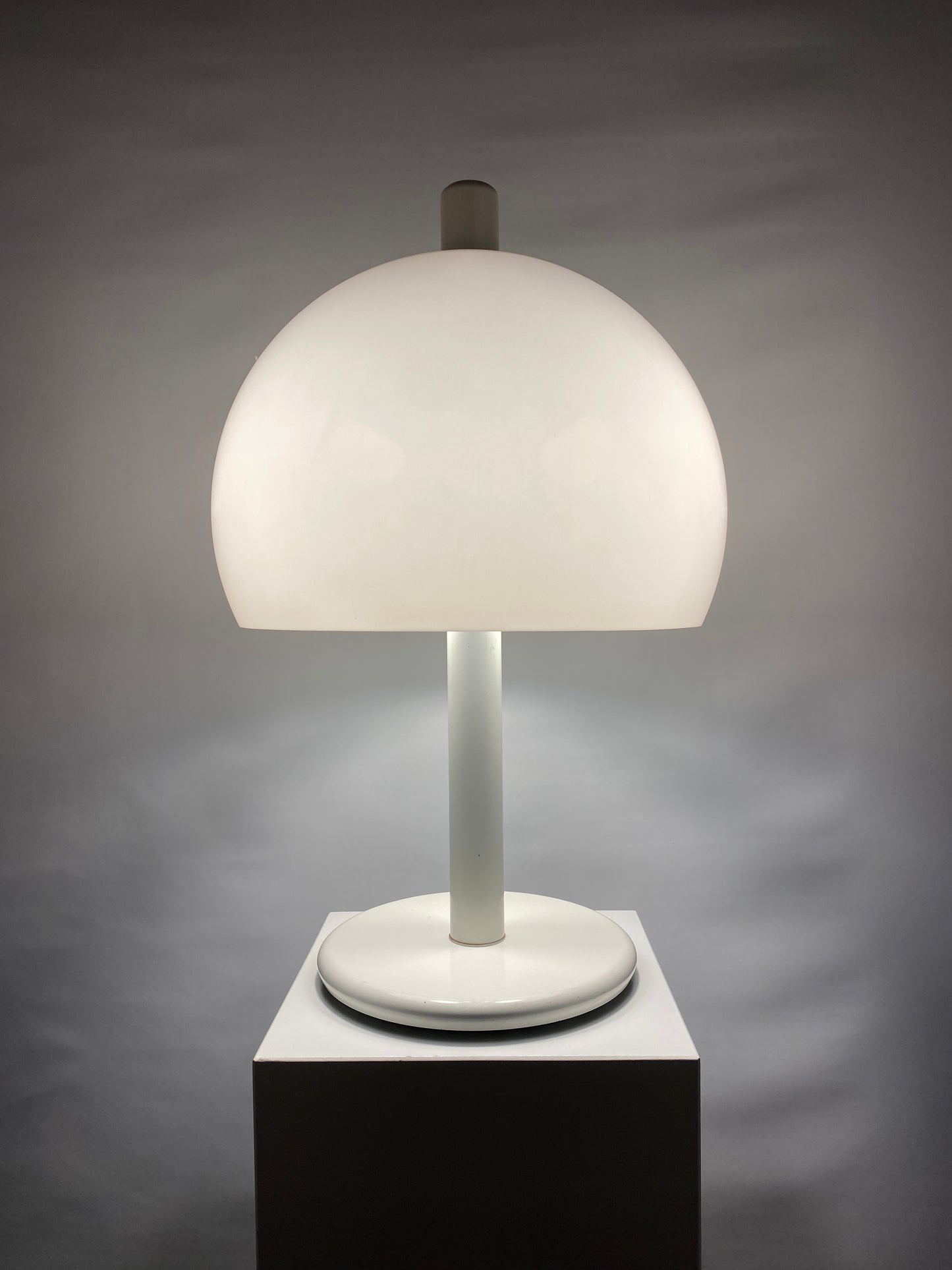 Large mid-century fully white acrylic mushroom table lamp XL, 1970