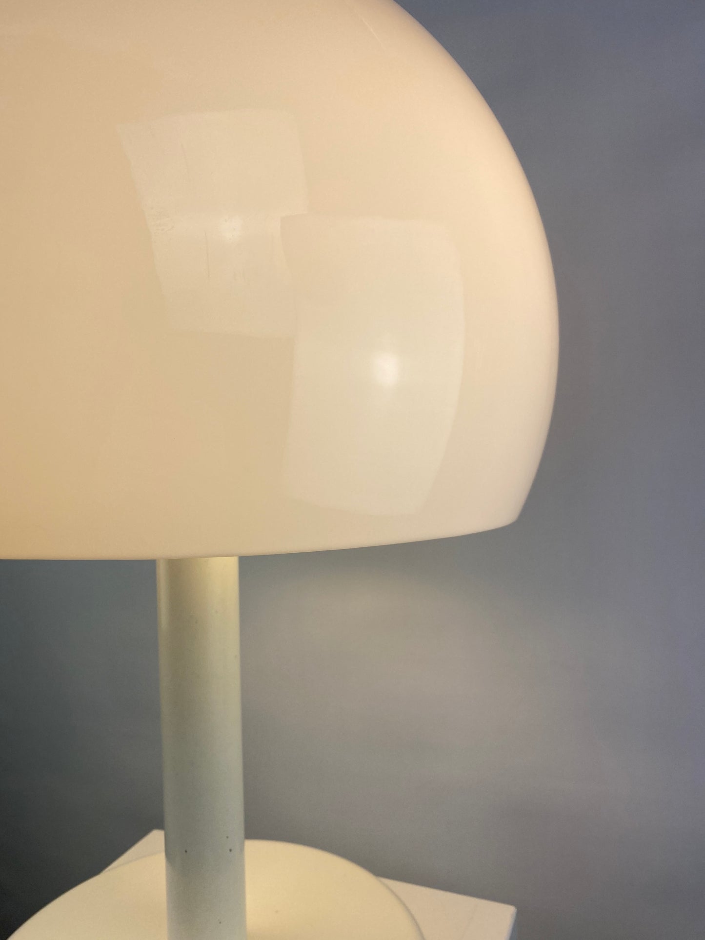 Large mid-century fully white acrylic mushroom table lamp XL, 1970