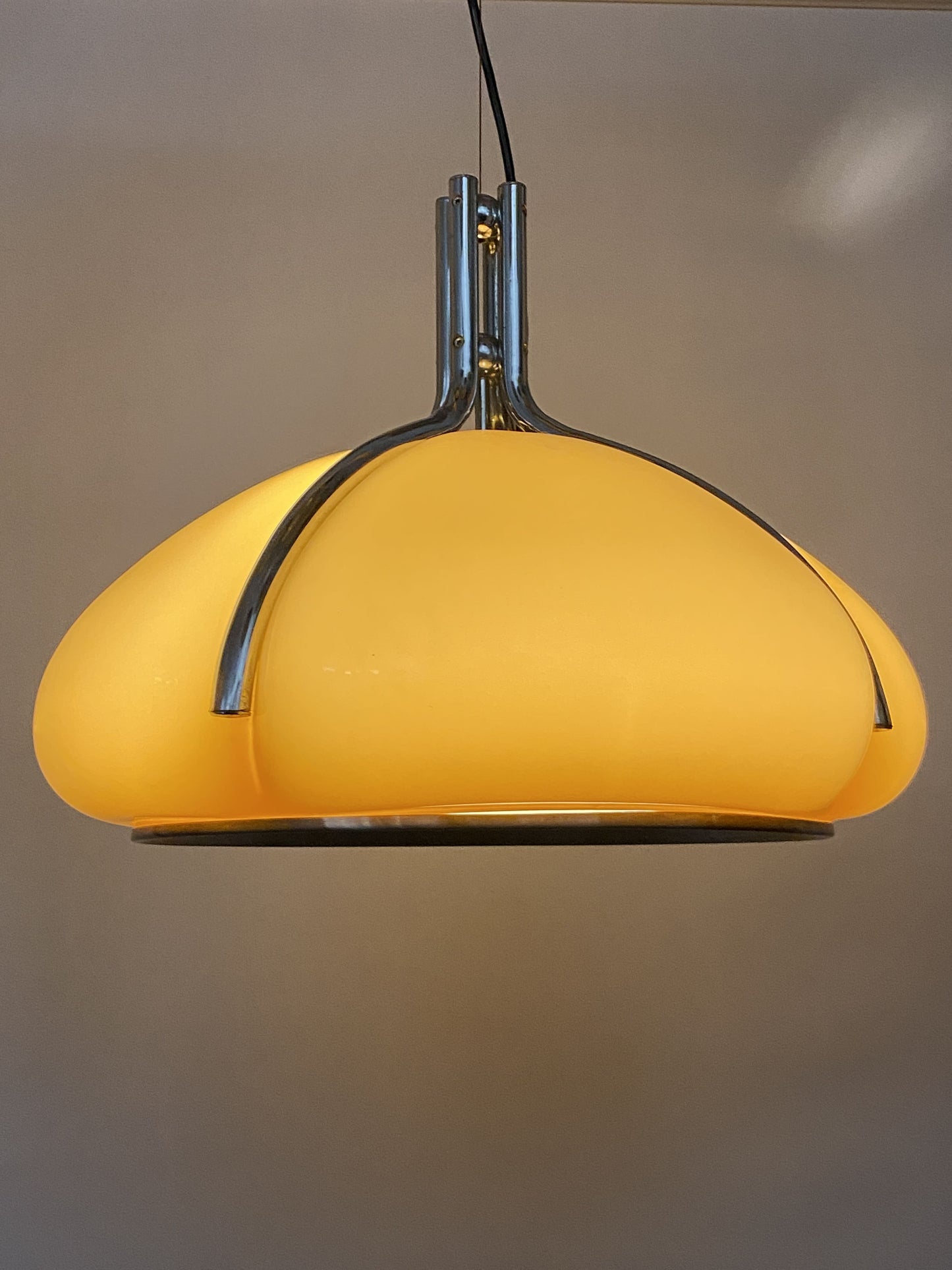 Brown Quadrifoglio pendant lamp designed by Harvey Guzzini for Meblo