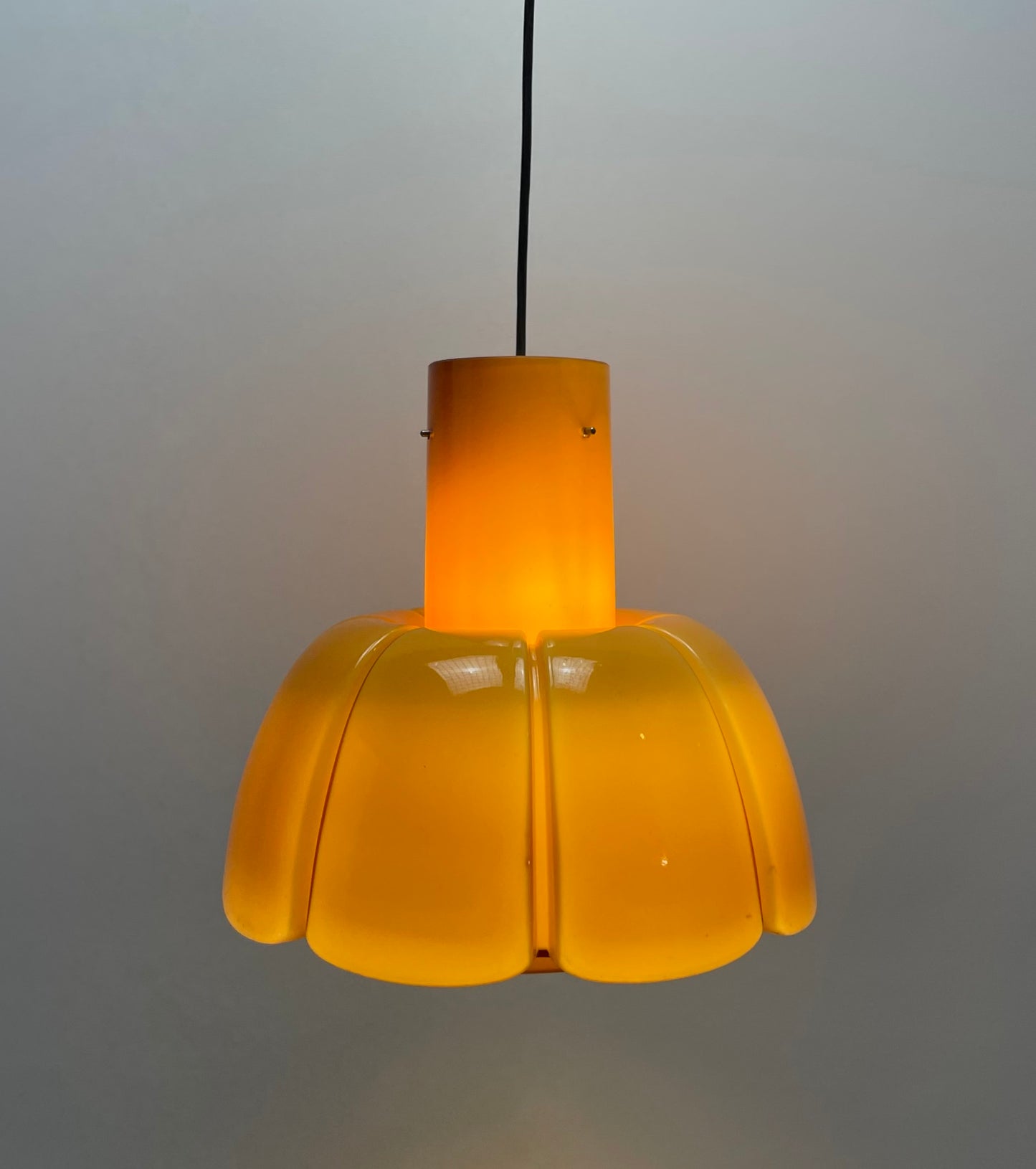 Large caramel glass flower shaped pendant light from Glashütte Limburg XL 1970