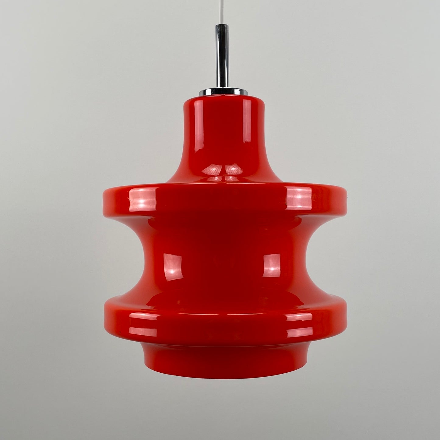 large cherry red glass pendant light
Peill & Putzler XL pendant 1960
mid-century modern lighting
vintage German pendant light for sale
Peill & Putzler red glass lamp