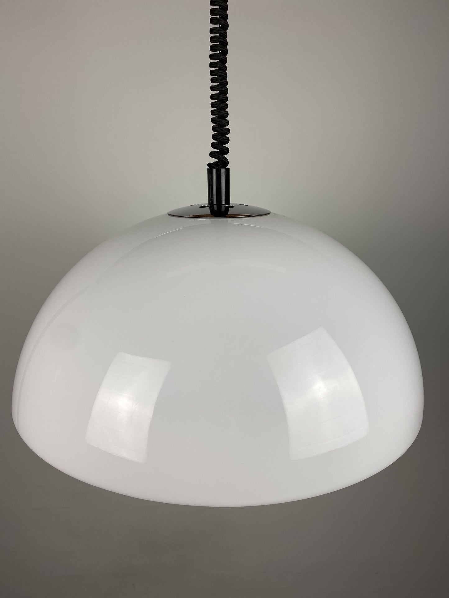 Vintage white plexiglass/acrylic pendant light by GePo Amsterdam XL 1975
