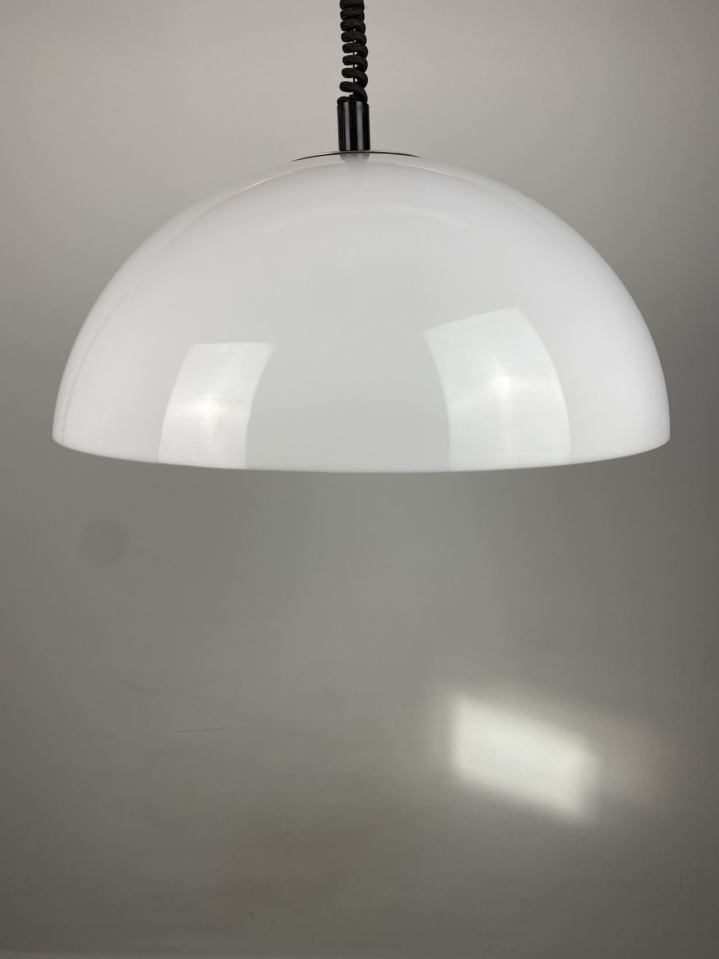 Vintage white plexiglass/acrylic pendant light by GePo Amsterdam XL 1975