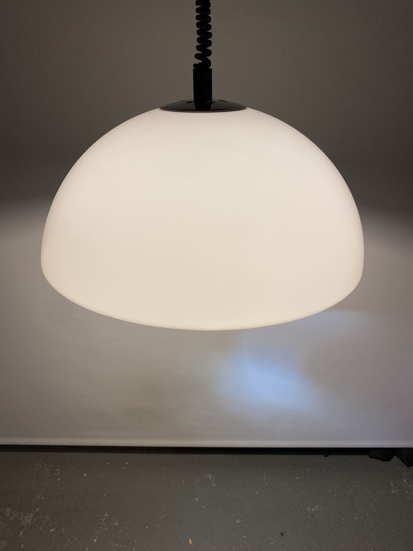 Vintage white plexiglass/acrylic pendant light by GePo Amsterdam XL 1975