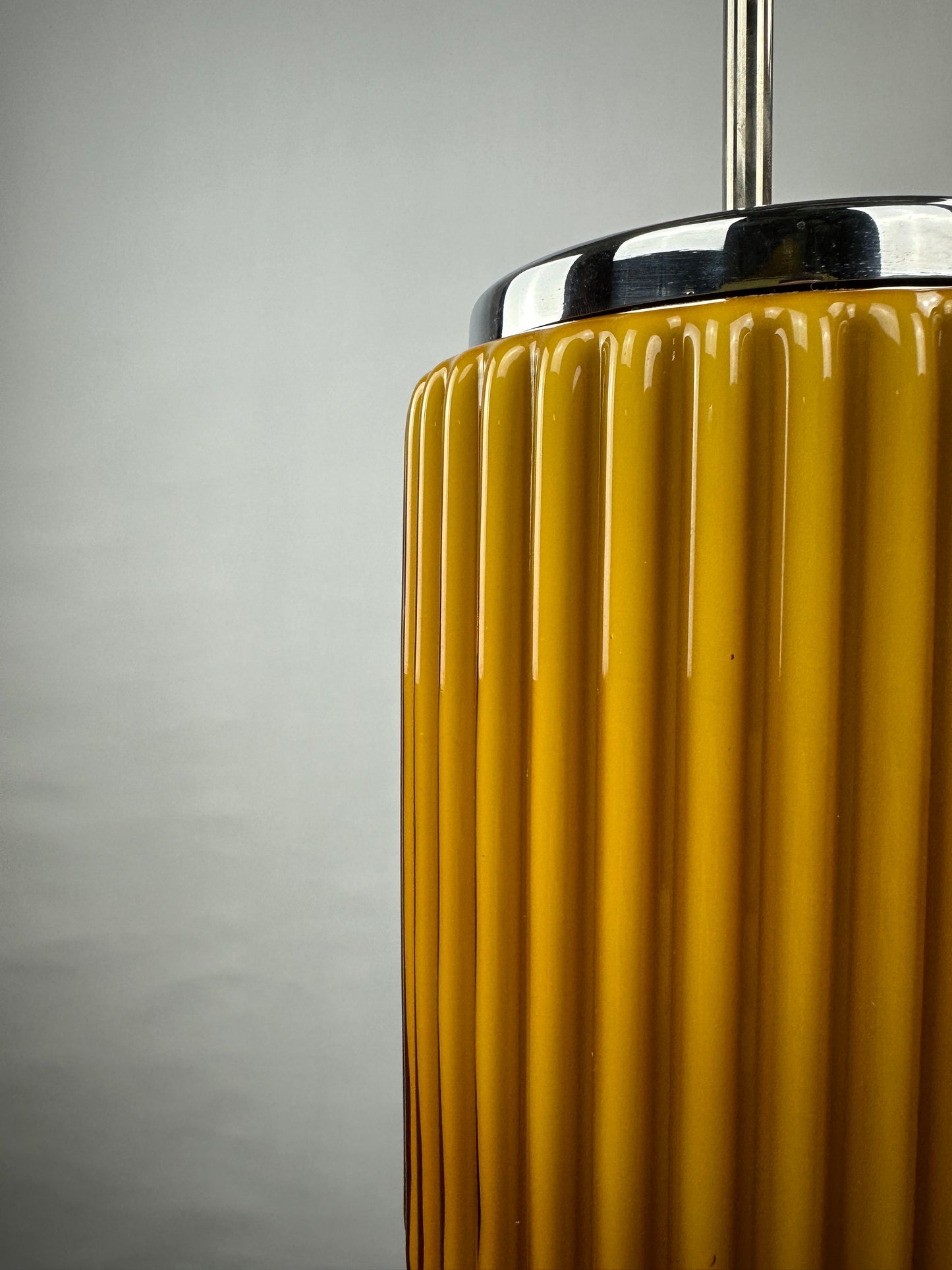Caramel glass cilinder shaped pendant light from Germany, 1960