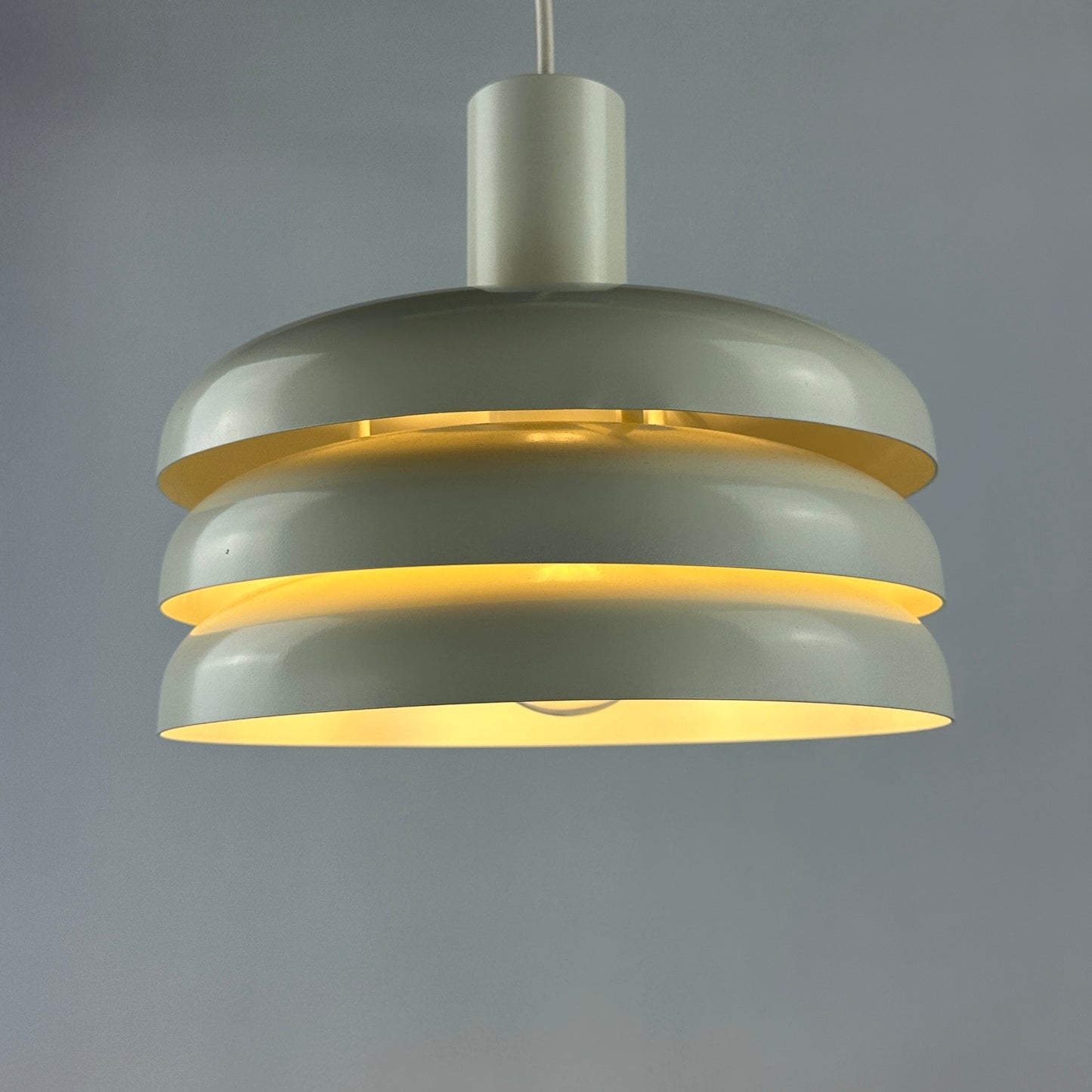 White pendant light by Hans-Agne Jakobsson model 724