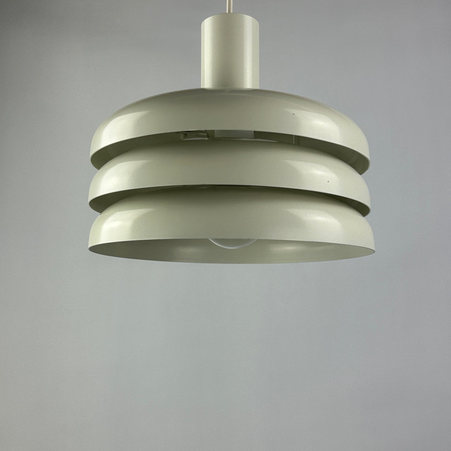 White pendant light by Hans-Agne Jakobsson model 724
