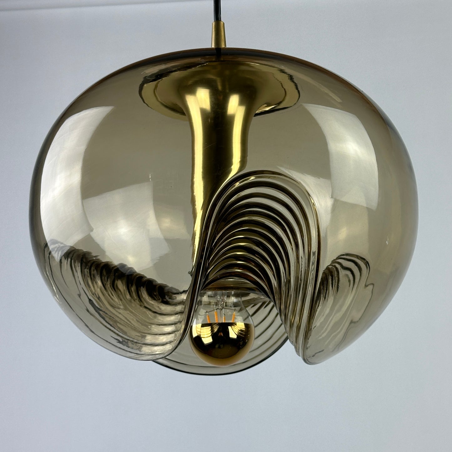 Waved smoked glass and gold Peill & Putzler Futura pendant light, 1970 Large