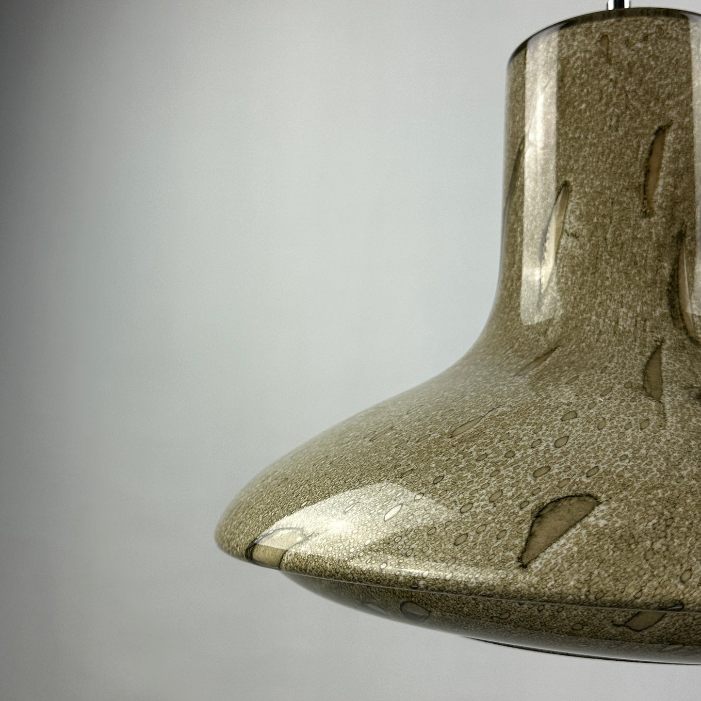 Rare snakeskin pattern UFO glass pendant light by Viktor Berndt for Flygsfors Sweden, 1960