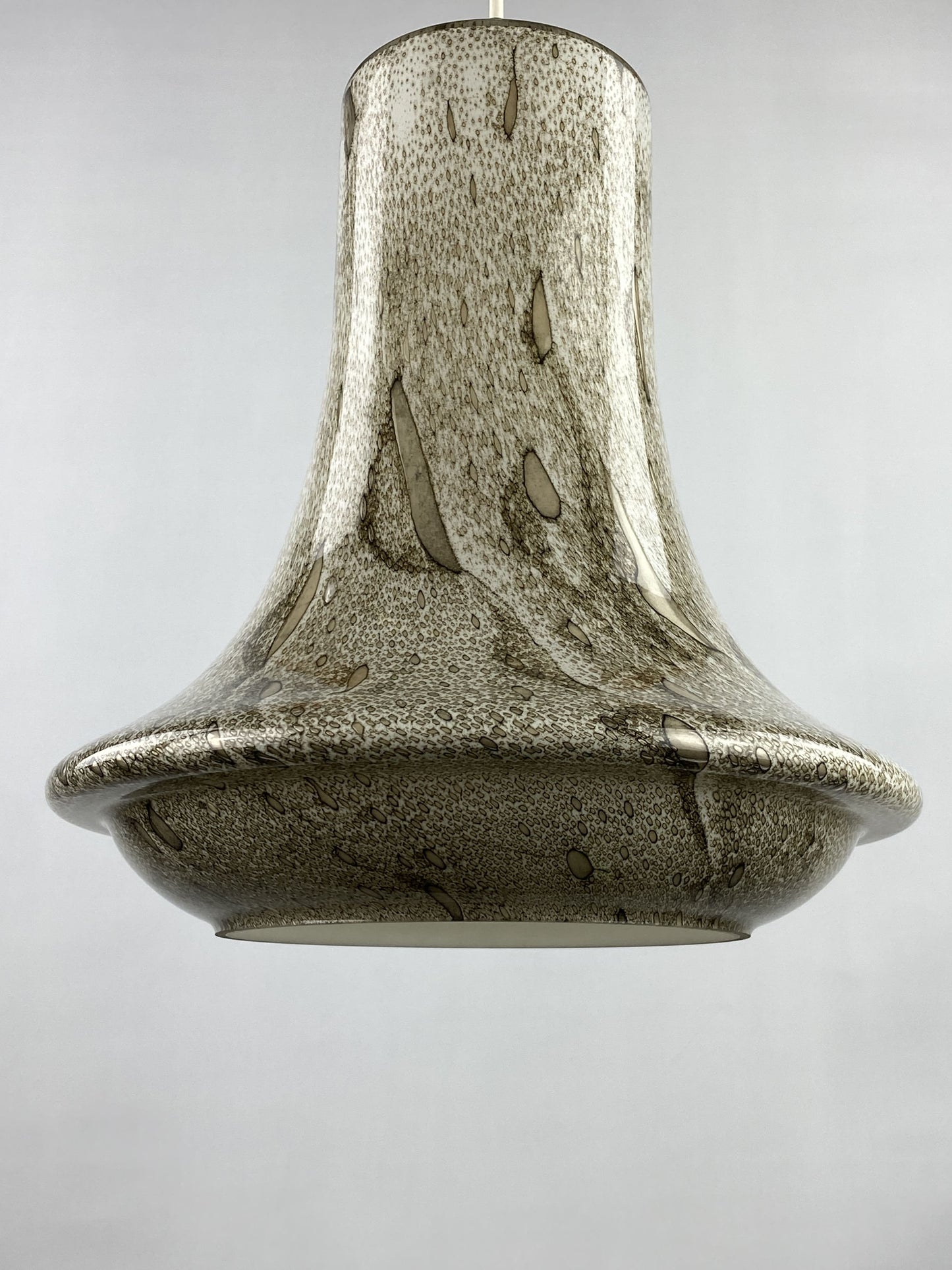 Rare snakeskin pattern glass pendant light by Viktor Berndt for Flygsfors Sweden, 1960