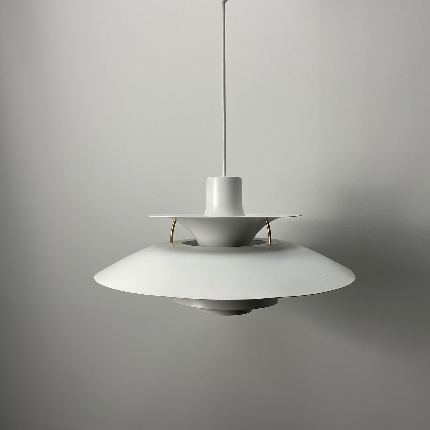 White and pink PH5 pendant light by Poul Henningsen for Louis Poulsen