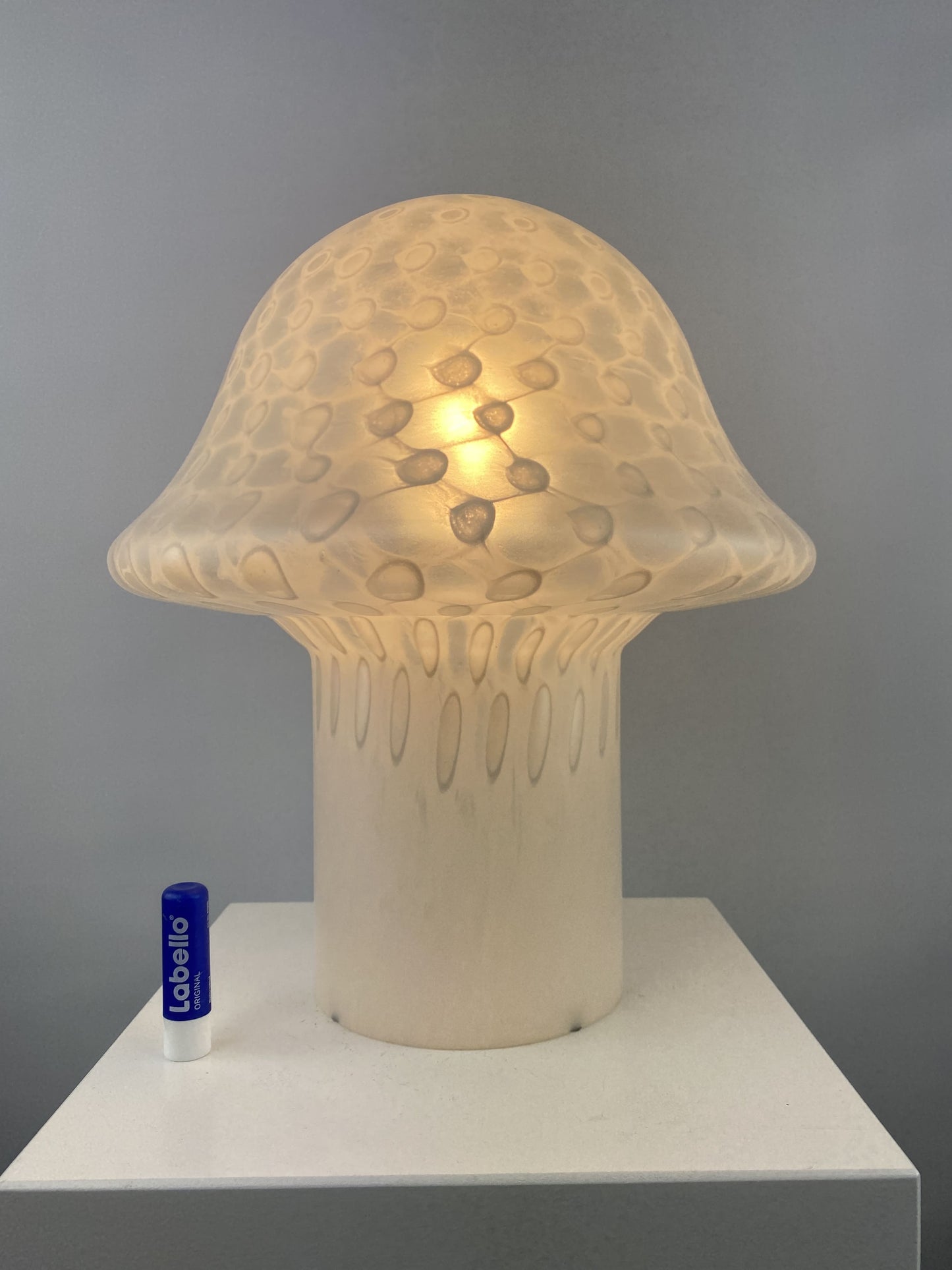 Large white glass Peill and Putzler mushroom table lamp XL 1970