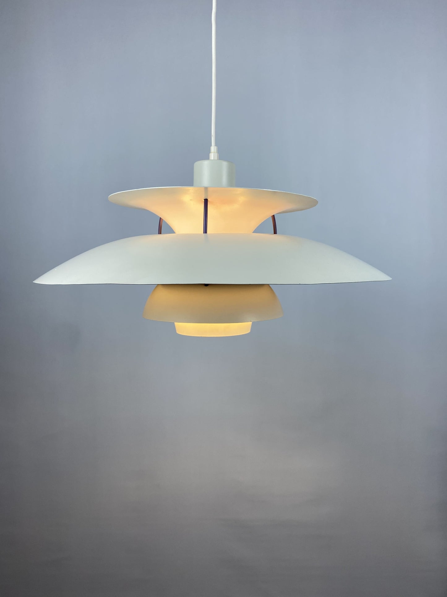 1 of 2 White and purple PH5 pendant light by Poul Henningsen for Louis Poulsen 1970