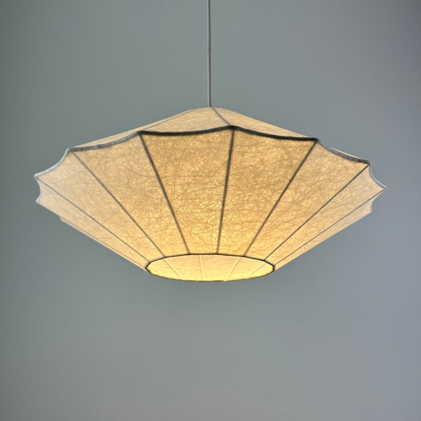 Vintage UFO pendant light
1970s cocoon pendant light
Space-age pendant light
Retro UFO light fixture
Mid-century modern lighting
Goldkant Leuchten pendant light
Achille Castiglioni cocoon light
Cocoon diffuser pendant light
Vintage space-age lighting
Retro mid-century ceiling light
1970s UFO ceiling lamp
Designer pendant light 1970s
Vintage cocoon light fixture
Mid-century UFO lamp
Goldkant Leuchten inspired lighting
Castiglioni lighting design
Space-age home decor
Retro lighting fixture
Mid-century modern