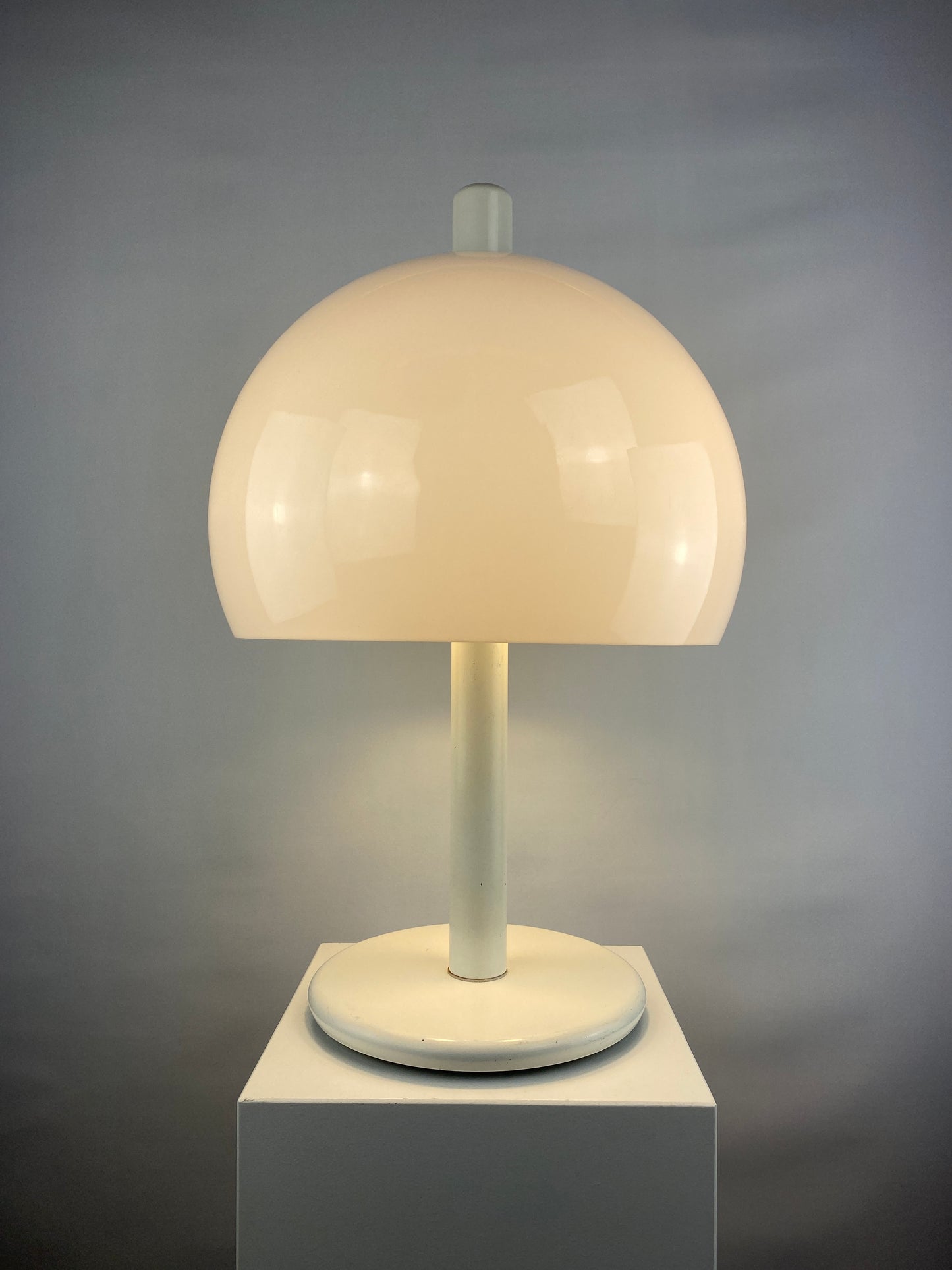 Large mid-century fully white acrylic mushroom table lamp XL, 1970