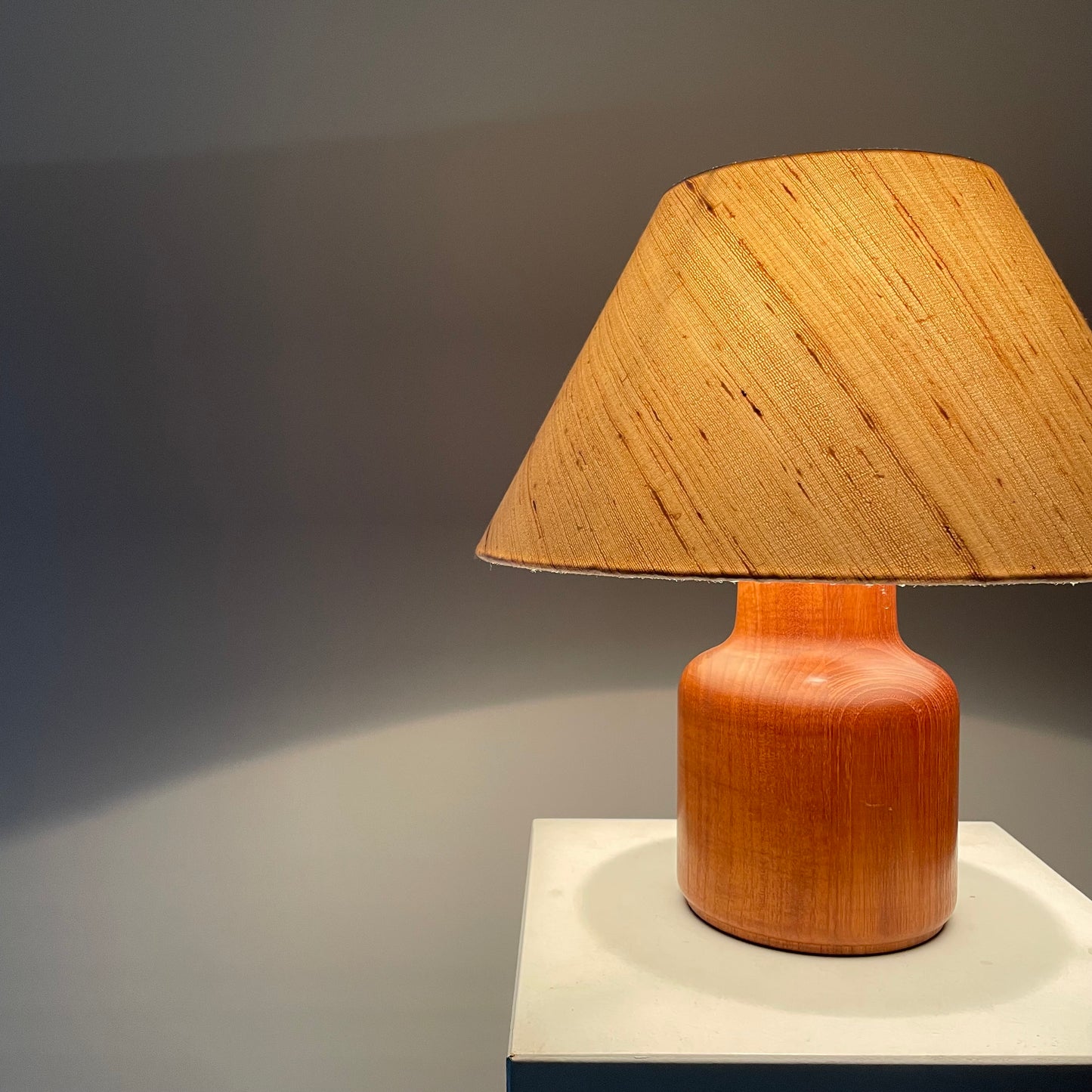 Solid teak wooden table lamp by KIRK, Denmark, 1970