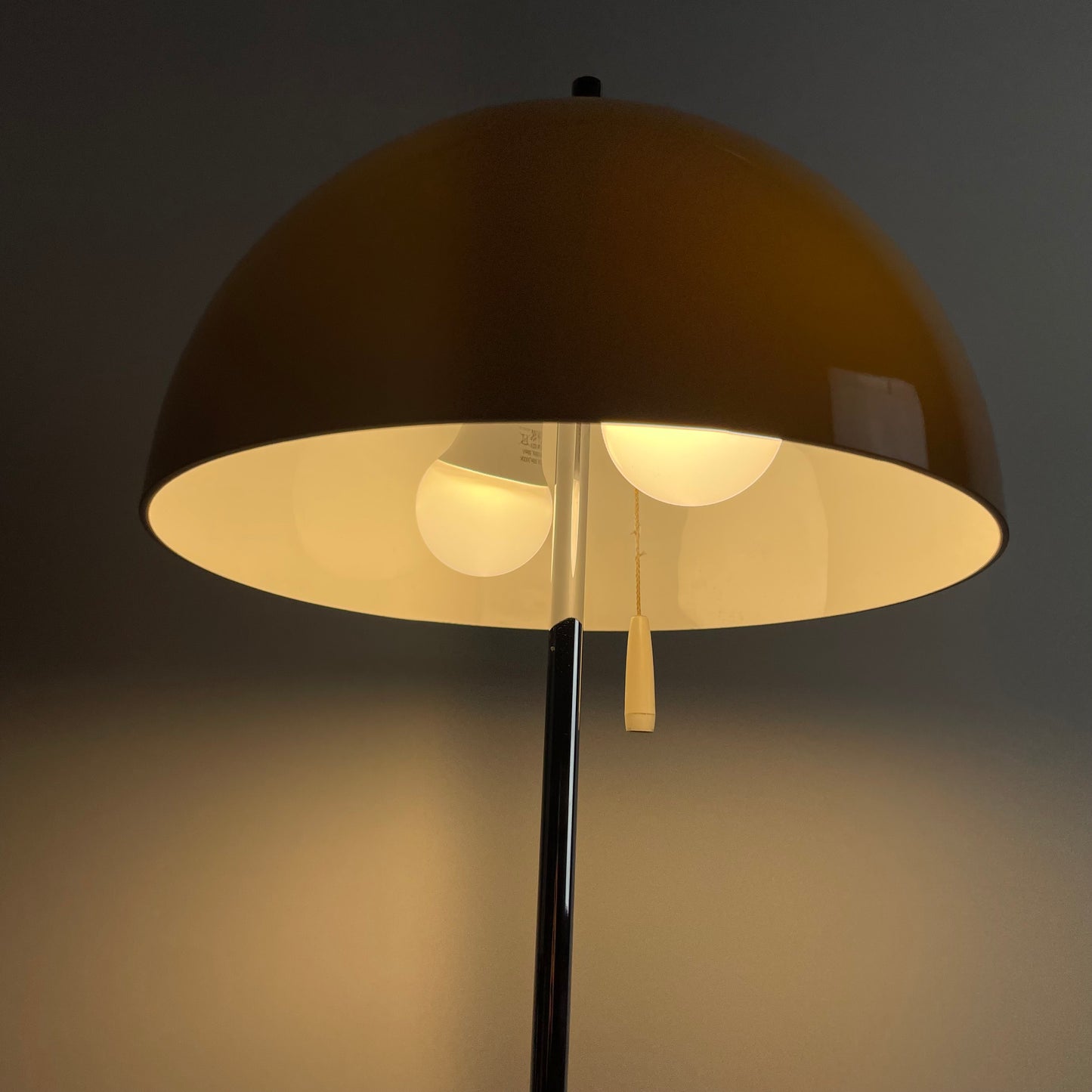 Rare mushroom table lamp by Frank Bentler for Wila, 1970