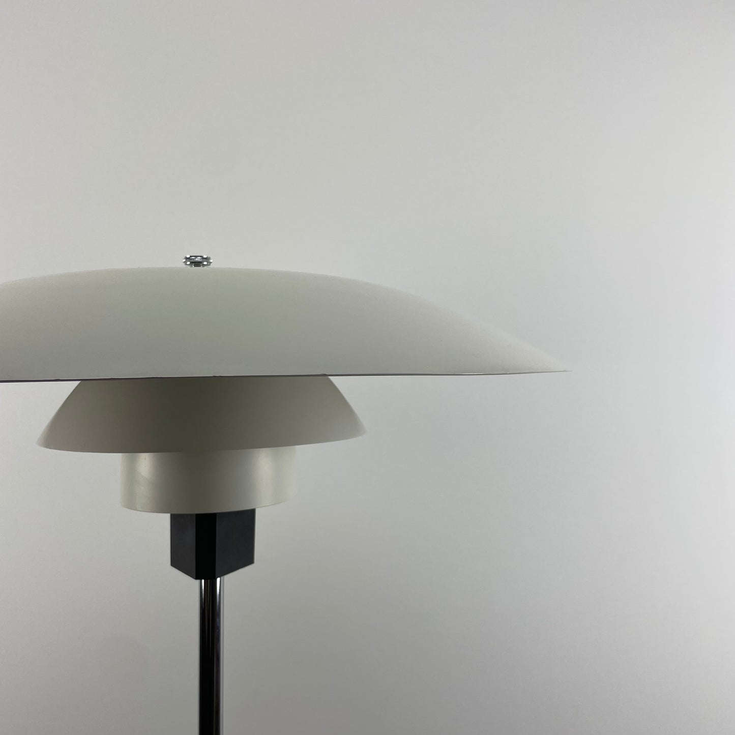 Louis Poulsen PH 4/3 table lamp by Poul Henningsen 1960