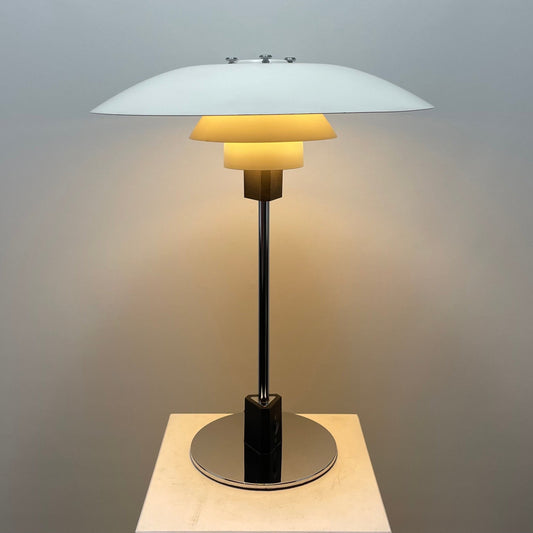 Vintage Louis Poulsen PH 4/3 table lamp
Poul Henningsen PH lamp design
mid-century modern lighting
Danish design vintage table lamp
Louis Poulsen vintage lamp for sale