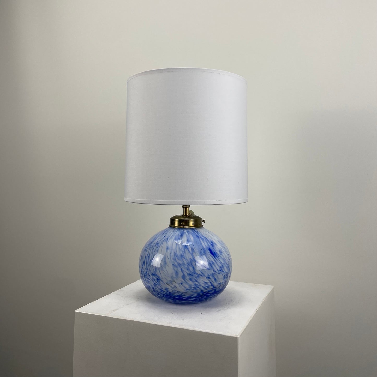 French white and blue glass table lamp from 1950