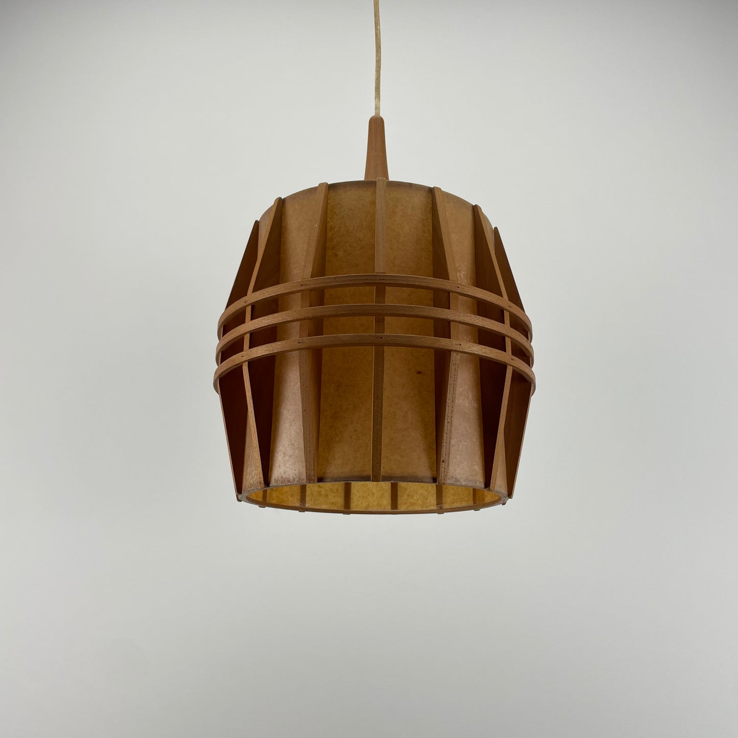 Japandi style wooden pendant from the 1970's