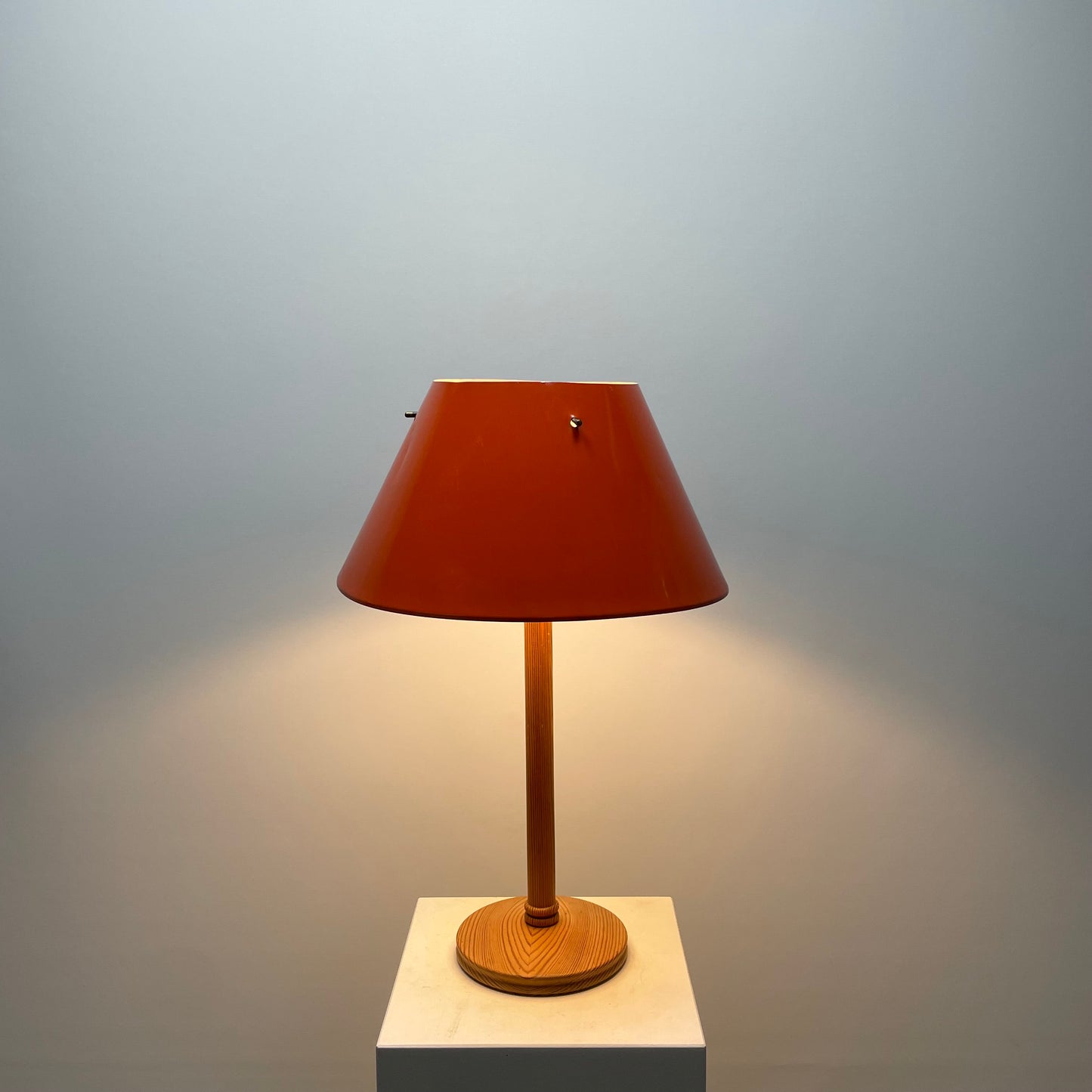 Rare Hans Agne Jakobsson Table lamp B 75/L for AB Markaryd 1970