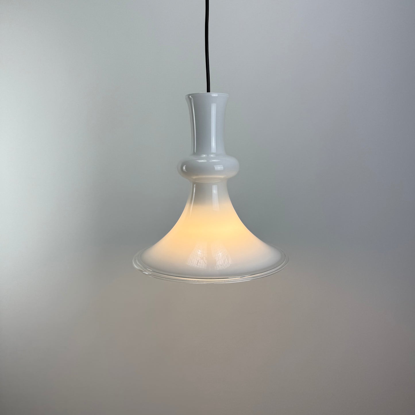 Witchhat shaped glass pendant lamp ETUDE by Michael Bang for Holmegaard 1970
