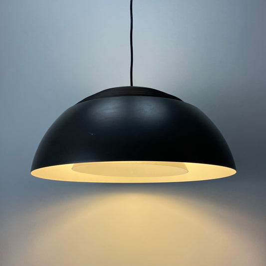 AJ Royal pendant light by Arne Jacobsen for Louis poulsen 1960