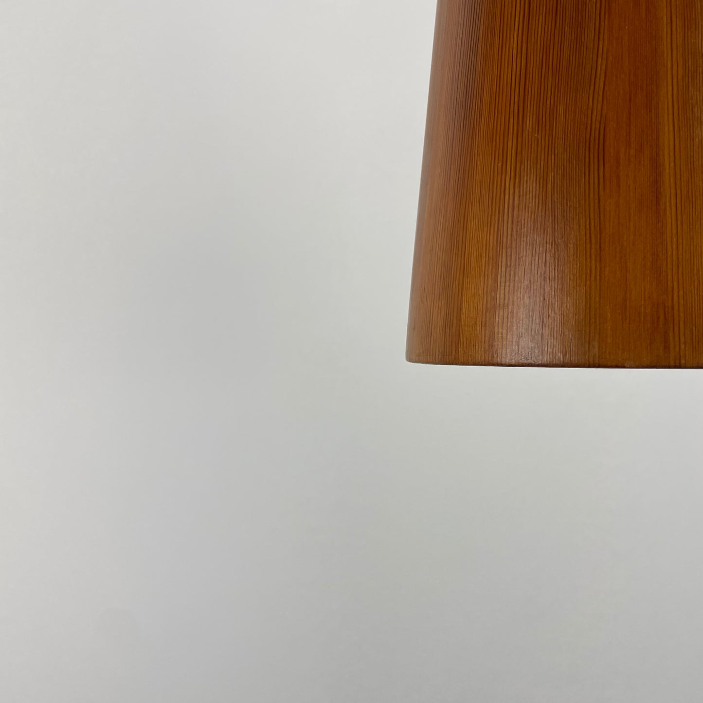 Pine wood pendant light by Jøgen Wolf for Torben Ørskov 1950