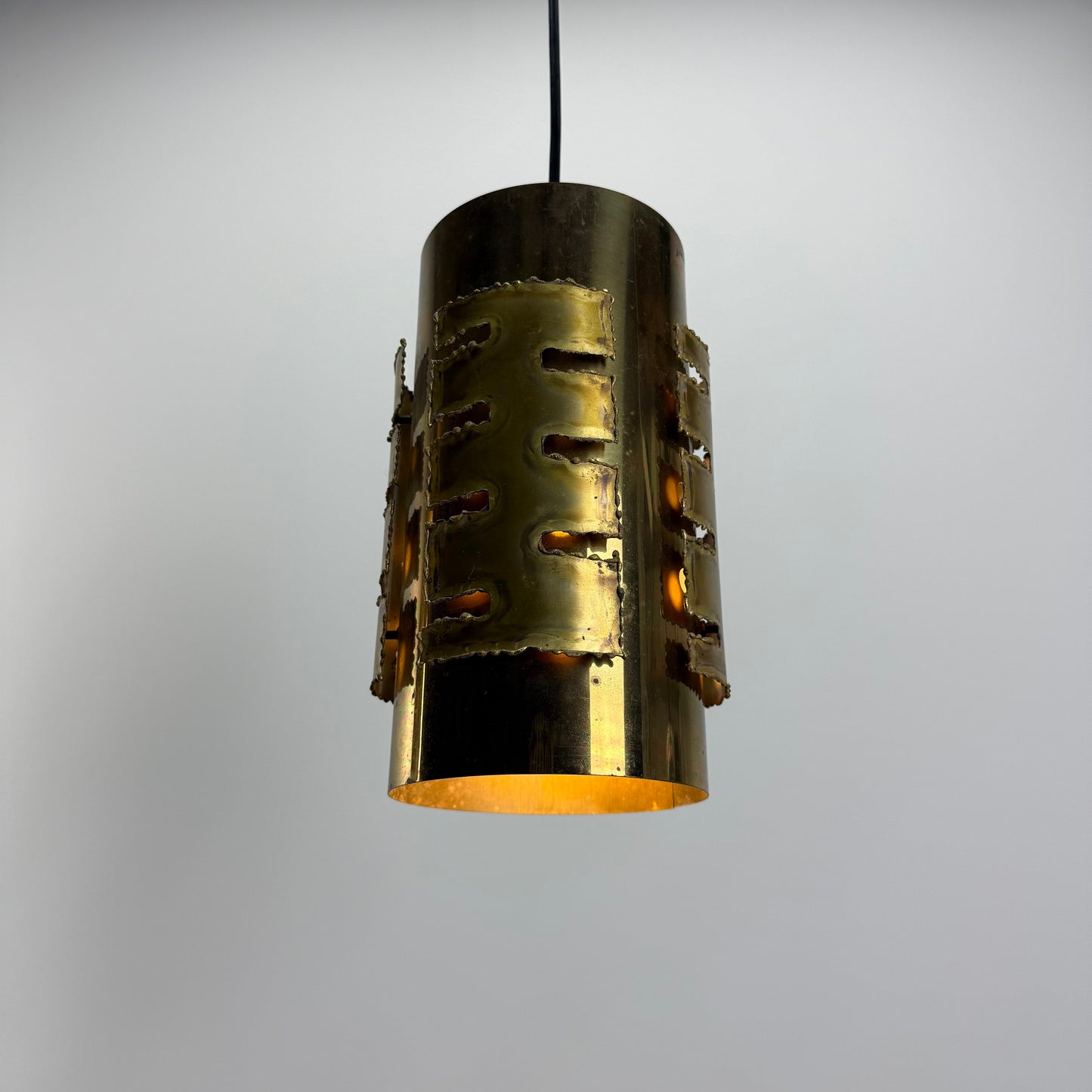 SimplisticcopperpendantlampbySvendAageHolmSorensen1960