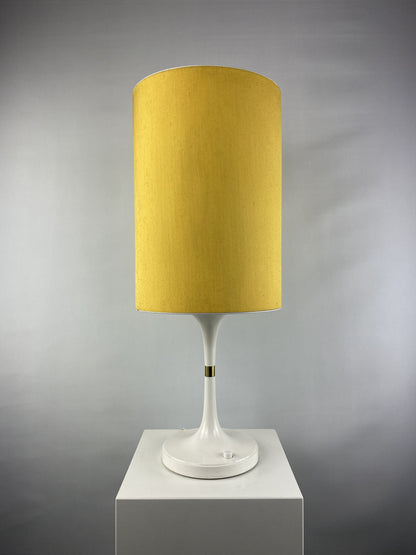 Yellow and white table lamp by ERCO model 3175