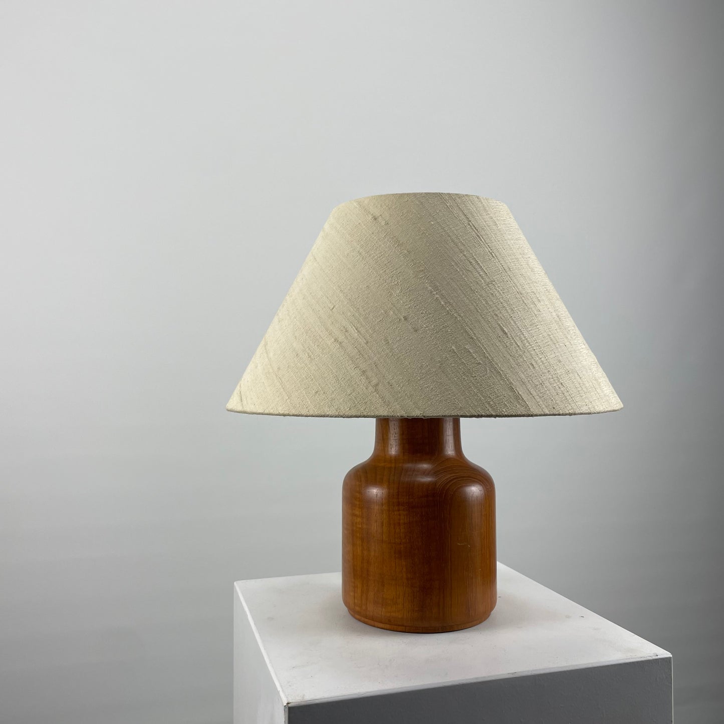 Solid teak wooden table lamp by KIRK, Denmark, 1970